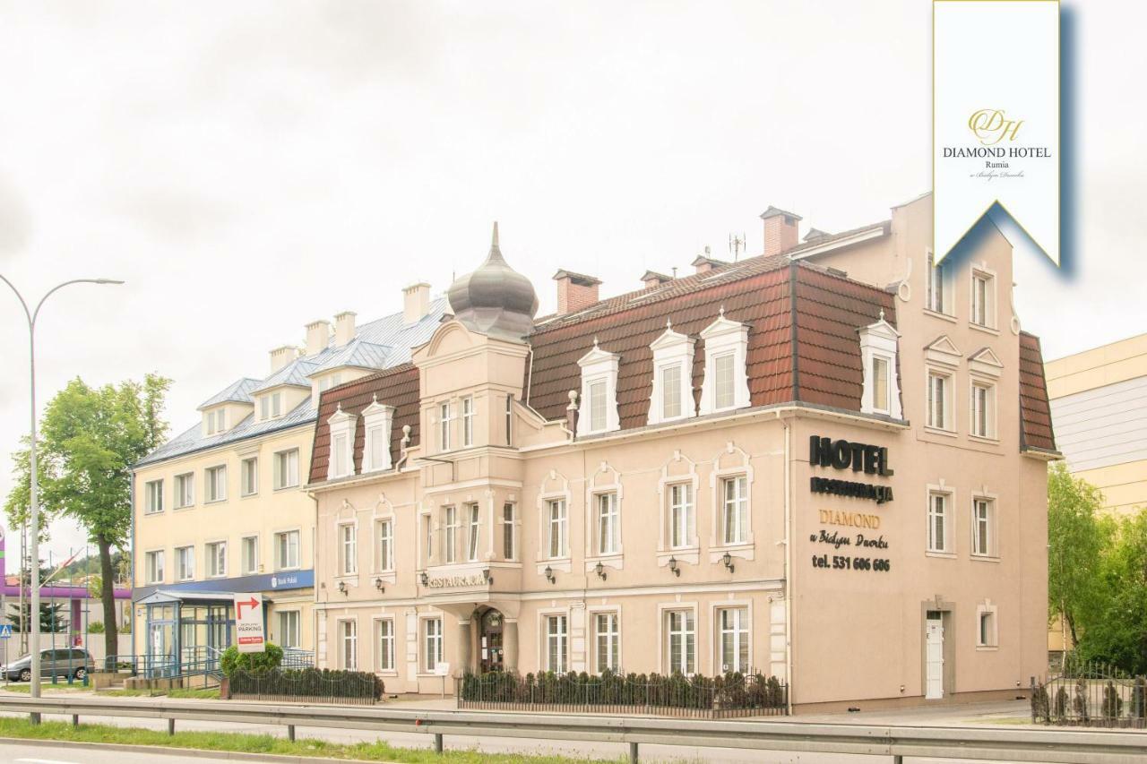 Hotel Diamond W Bialym Dworku Rumia Exterior photo